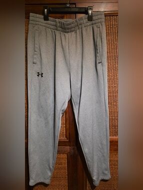 Under Armour Gray Men's Athletic Joggers XL EUC